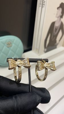 Quality 10-15mm Size Copper Hoop Earrings 18K Gold Plated Contemporary With 3D Bow factory