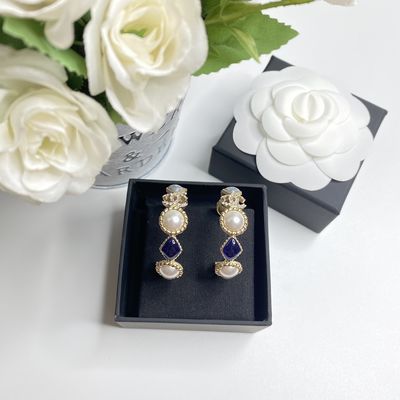 Quality Gold Star Moon Earrings Anti Allergy Finish Luxury Earrings With Exquisite Crystals factory