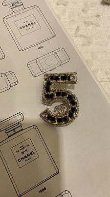 Quality 10g Gold Diamond Luxury Brooch Pin Elegant Beautiful For Women factory