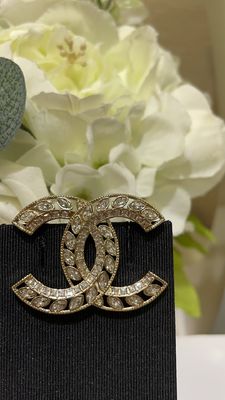 Quality Double C Wheat Sheaf Brooch Light Gold Handmade With Diamond factory