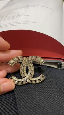 Quality Double C Wheat Sheaf Brooch Light Gold Handmade With Diamond factory