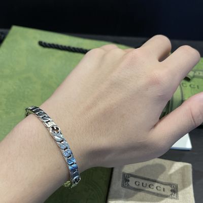 Quality 6mm Width 925 Silver Bangles Classic Vintage Style For Everyday Wear factory