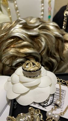 Quality Floral Edge Black Enamel Ring Brass Double Feature C Ring Classic For Engagement factory