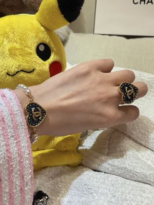 Quality Vintage Design Brass Heart Ring with Swarovsk* Pearl and Diamond for Formal Occasion factory