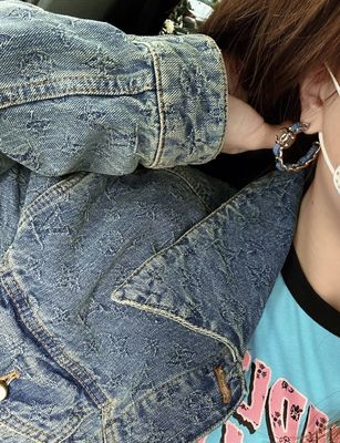 Quality 15mm Gold-Tone Double C Hoop Earrings with Denim Chain-Link Design factory