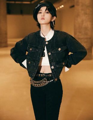 Quality Black Cowleather Swarovsk* Diamond Statement Earrings with Push Back Closure factory