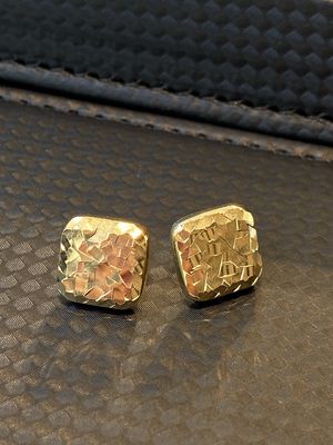 Quality Elegantly Designed Pure 925 Silver Stud Earrings with Push Back Closure for Everyday Wear factory