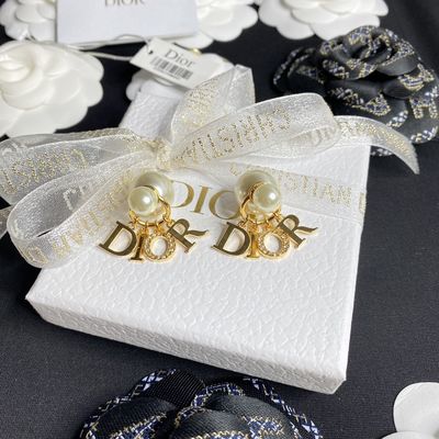 Quality Customizable Lightweight Drop Earrings with Swarovski Diamonds & Pearls for Women and Young Girls factory