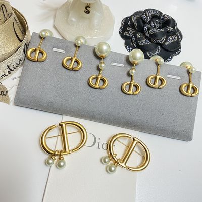 Quality Custom Design Drop Earrings with Mixed Pearl Sizes and Smooth Surface for a Sophisticated Look factory