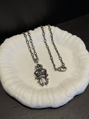 Quality Nickel Free Slim 925 Silver Necklace with Designer Sword Vine Pendant and 16-24 inches Length factory